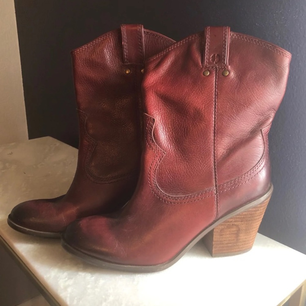 Lucky Brand boots